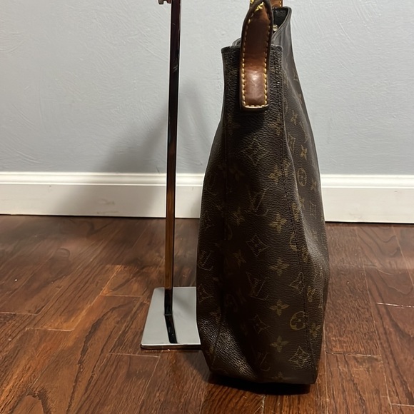 Authentic Louis Vuitton Looping Monogramed GM Tote - Picture 4 of 14